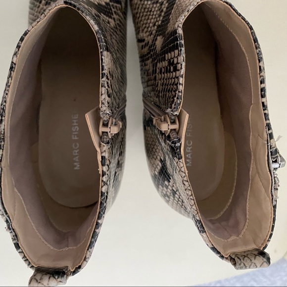 Marc Fisher Retta Zip Bootie Snake Python Print Leather - Picture 6 of 9